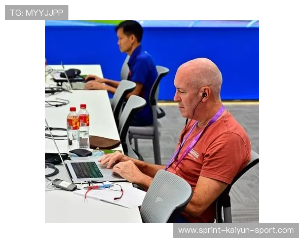 体育新闻中心记者前线报道，体育新闻现场报道